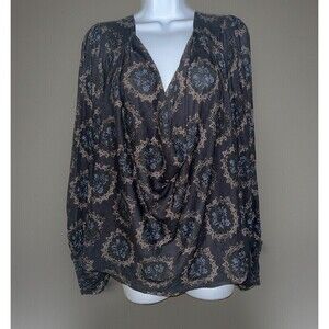 FREE PEOPLE (M) Cowling Around Printed in Midnight Combo balloon Sleeve Blouse